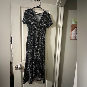 Women’s Size SP Black With White Floral Maxi Wrap Around Dress